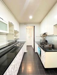 Country Park Condominium (D16), Condominium #590271081